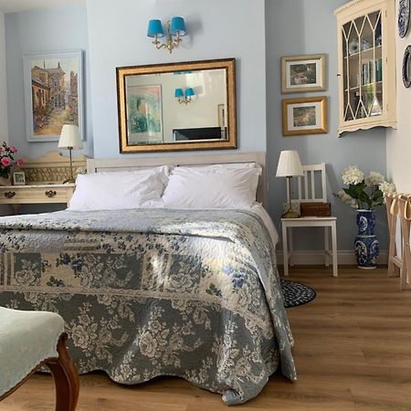 Esme'S Bed & Breakfast Winchester Dış mekan fotoğraf